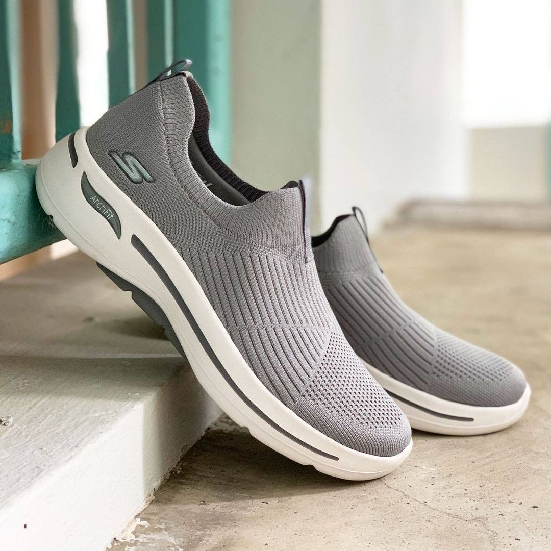 Skechers Arch Fit - Glee For All | SKECHERS CH