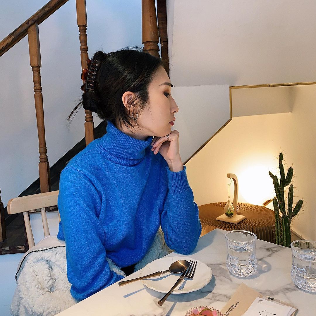 kẹp càng cua nhựa tóc búi cao