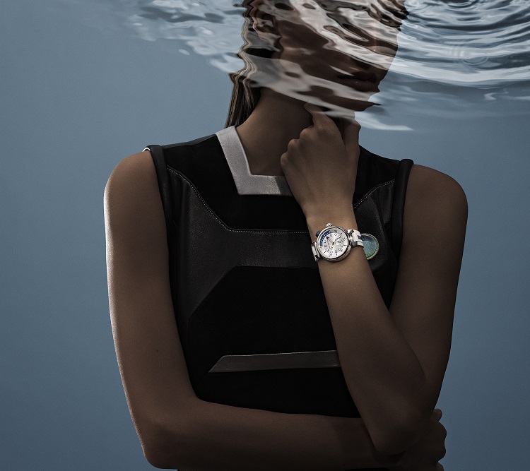 Tambour Street Diver Sáng tạo đầy ngẫu hứng từ Louis Vuitton