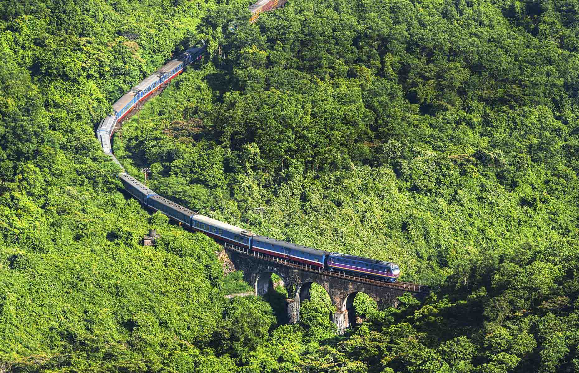 du lịch tàu hỏa Việt Nam