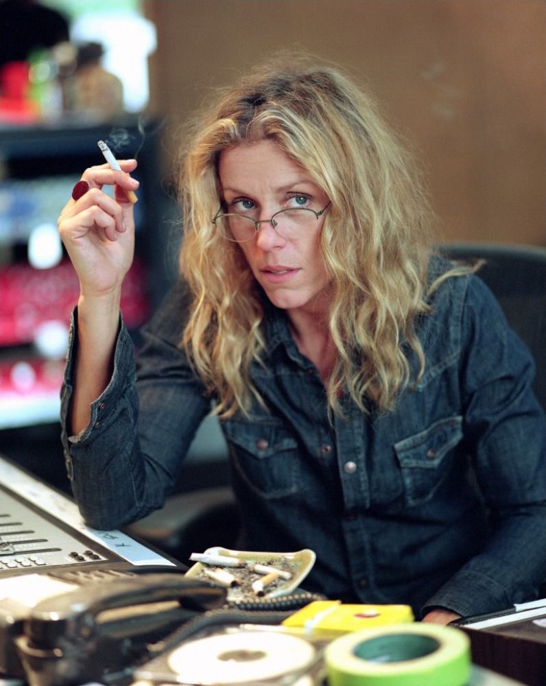 Frances McDormand trong phim điện ảnh Laurel Canyon