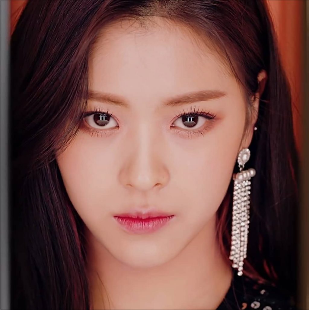 itzy thành viên Ryujin