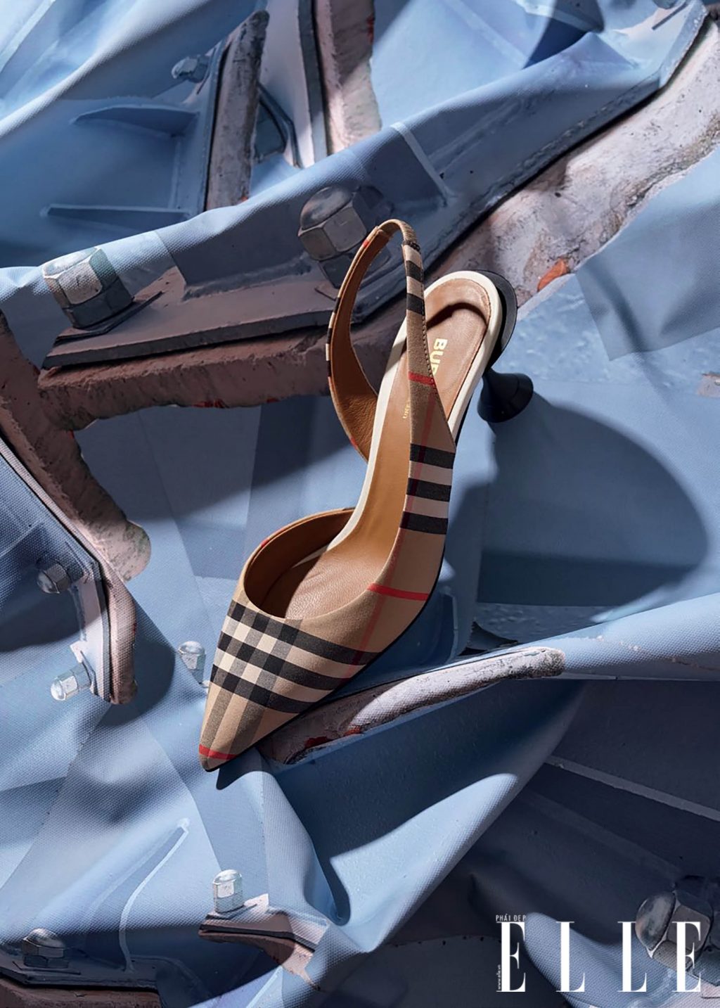 phụ kiện giày slingback Burberry