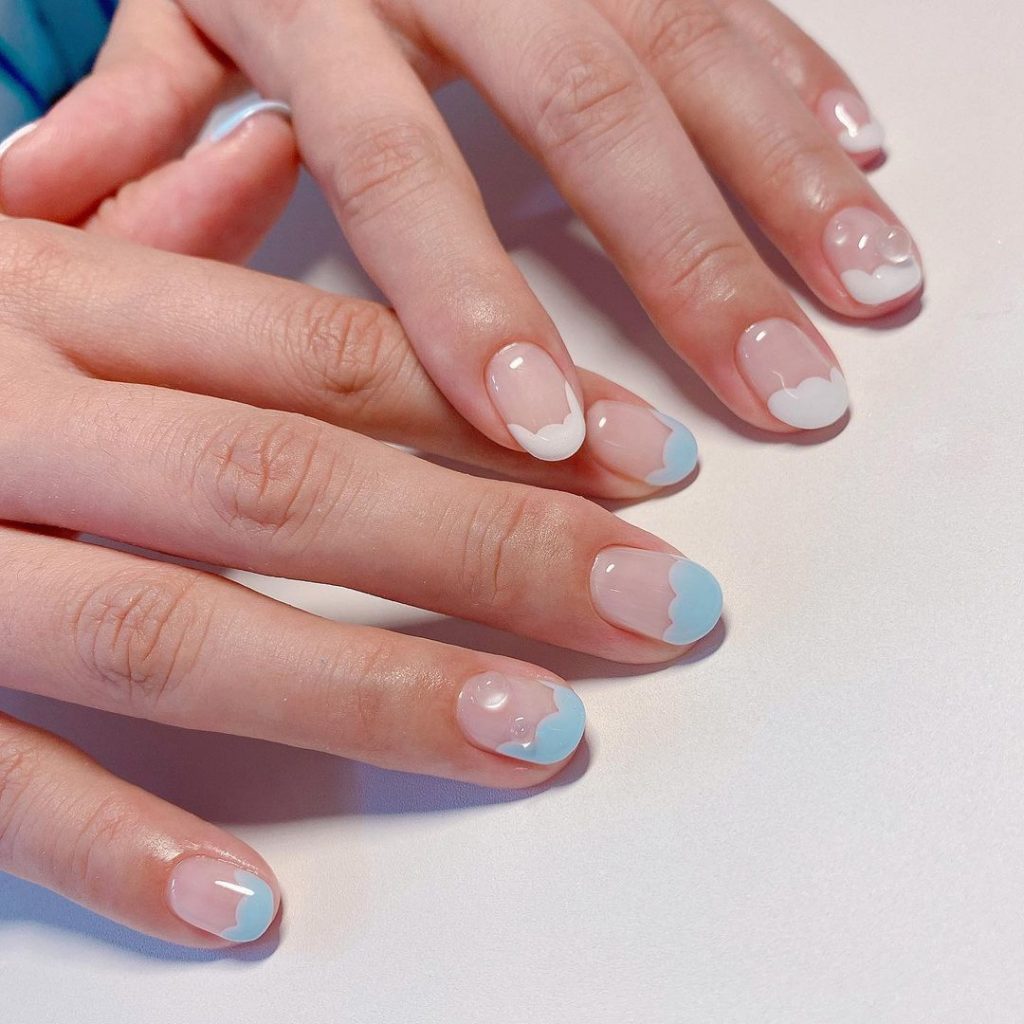 Nails French Manicure đơn giản và sáng tạo 