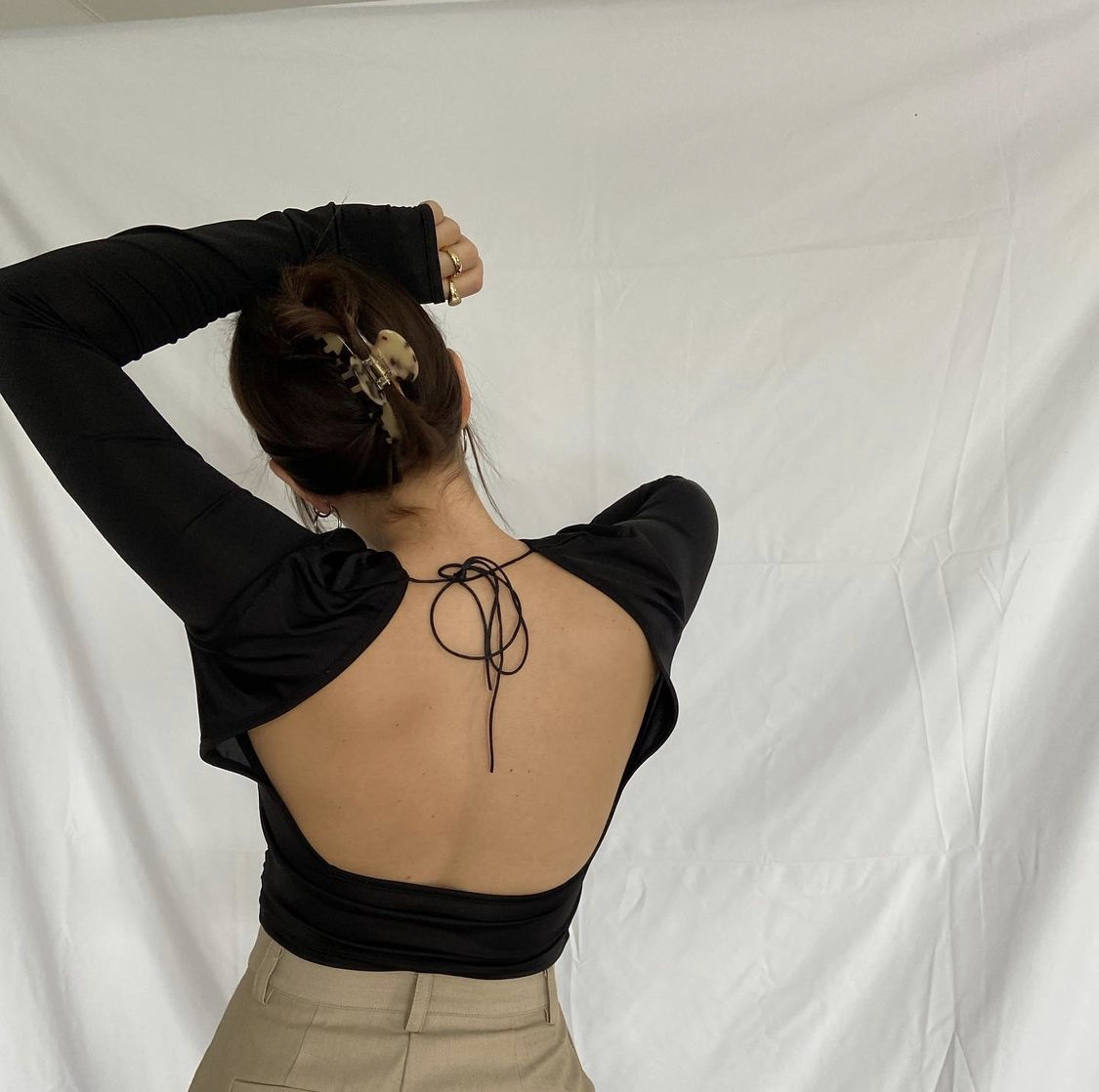 Áo Hở Lưng - Thiết Kế Thời Trang 