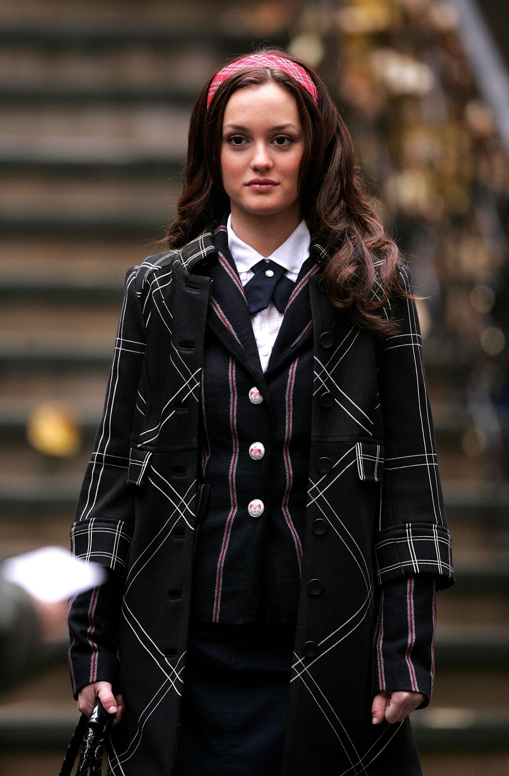 blair waldorf đồng phục phối sọc