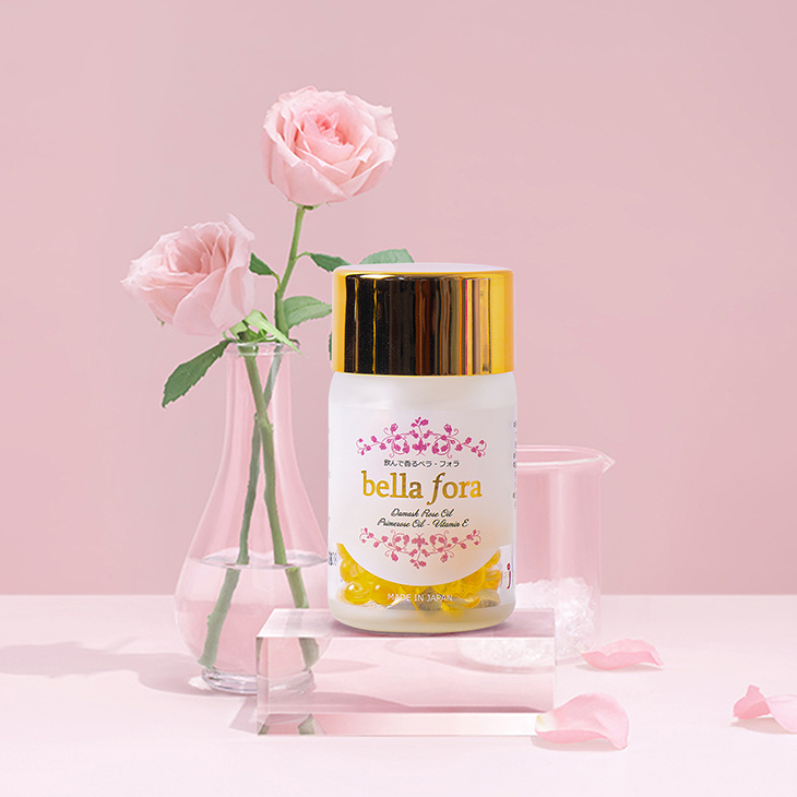 Bella Fora cấp nước và hương thơm cho làn da duy trì nét nữ tính