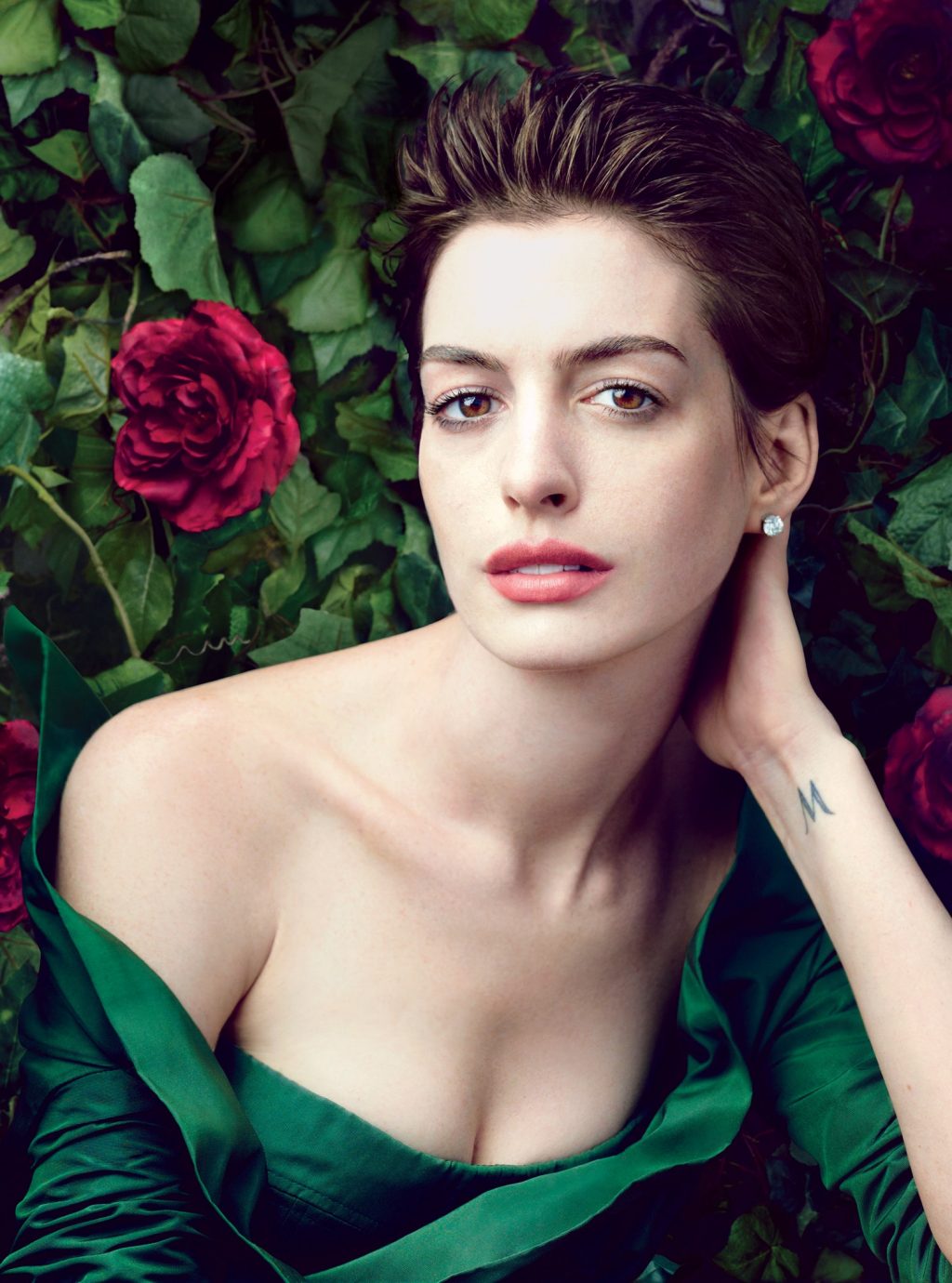 Vẻ đẹp không góc chết của Anne Hathaway Vẻ đẹp không góc chết của Anne Hathaway