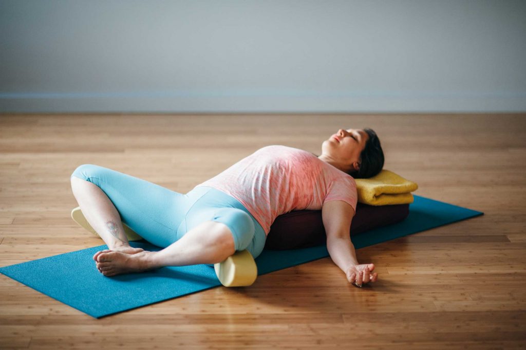 Bài tập Yoga giúp thư giãn và ngủ ngon