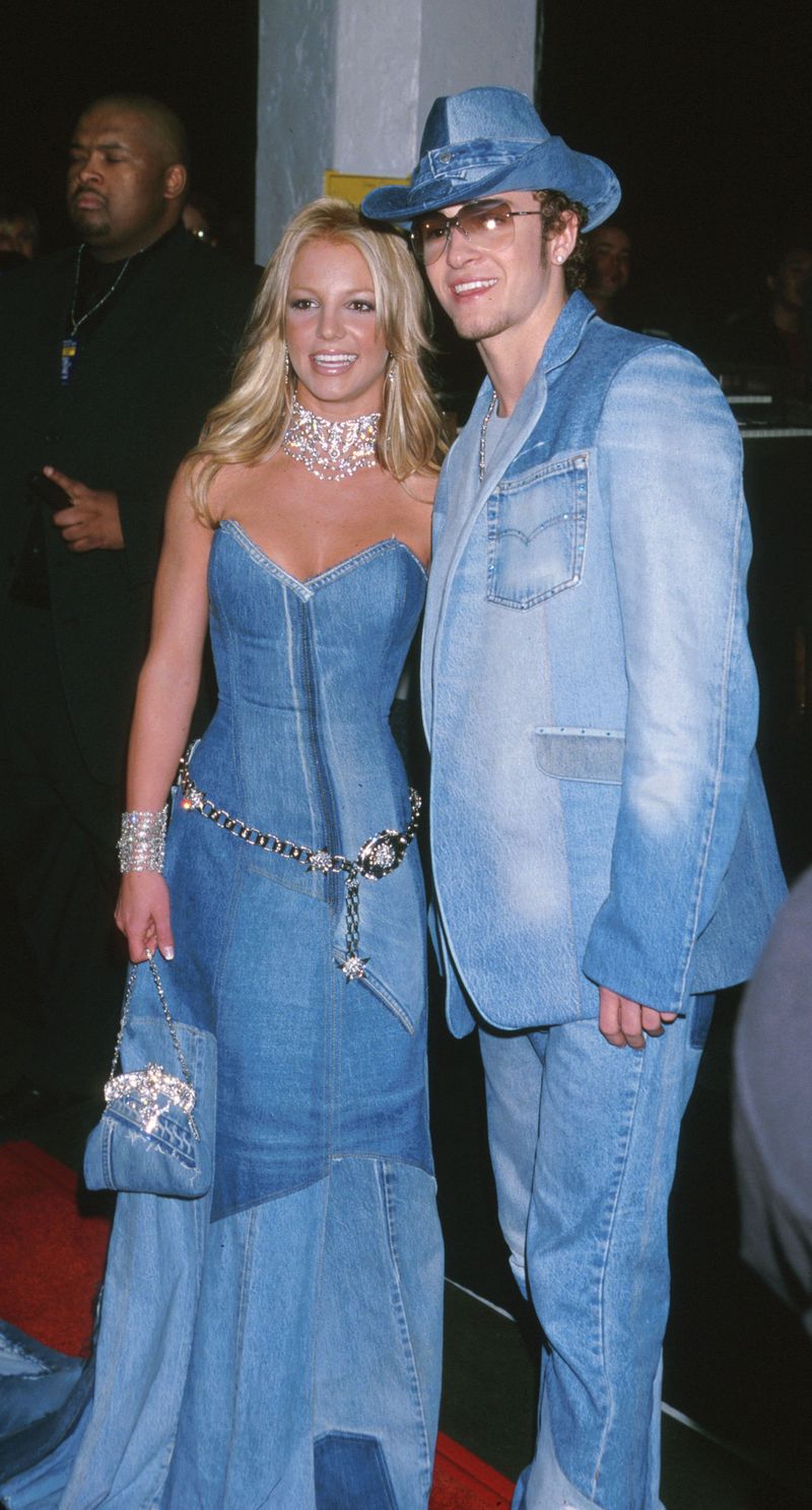 Britney Spears và Justin Timberlake AMA 2001