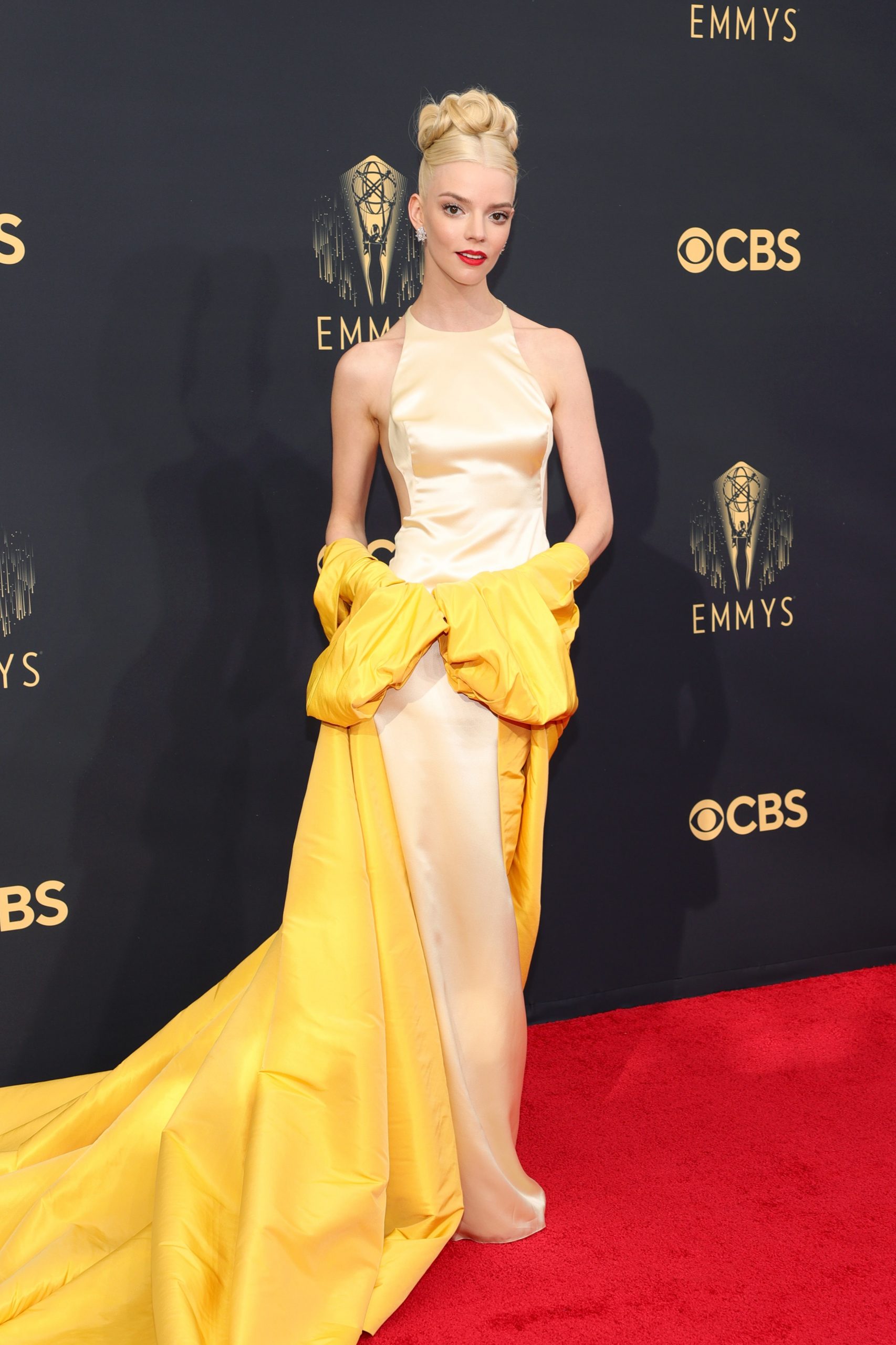 Anya Taylor-Joy Emmy 2021