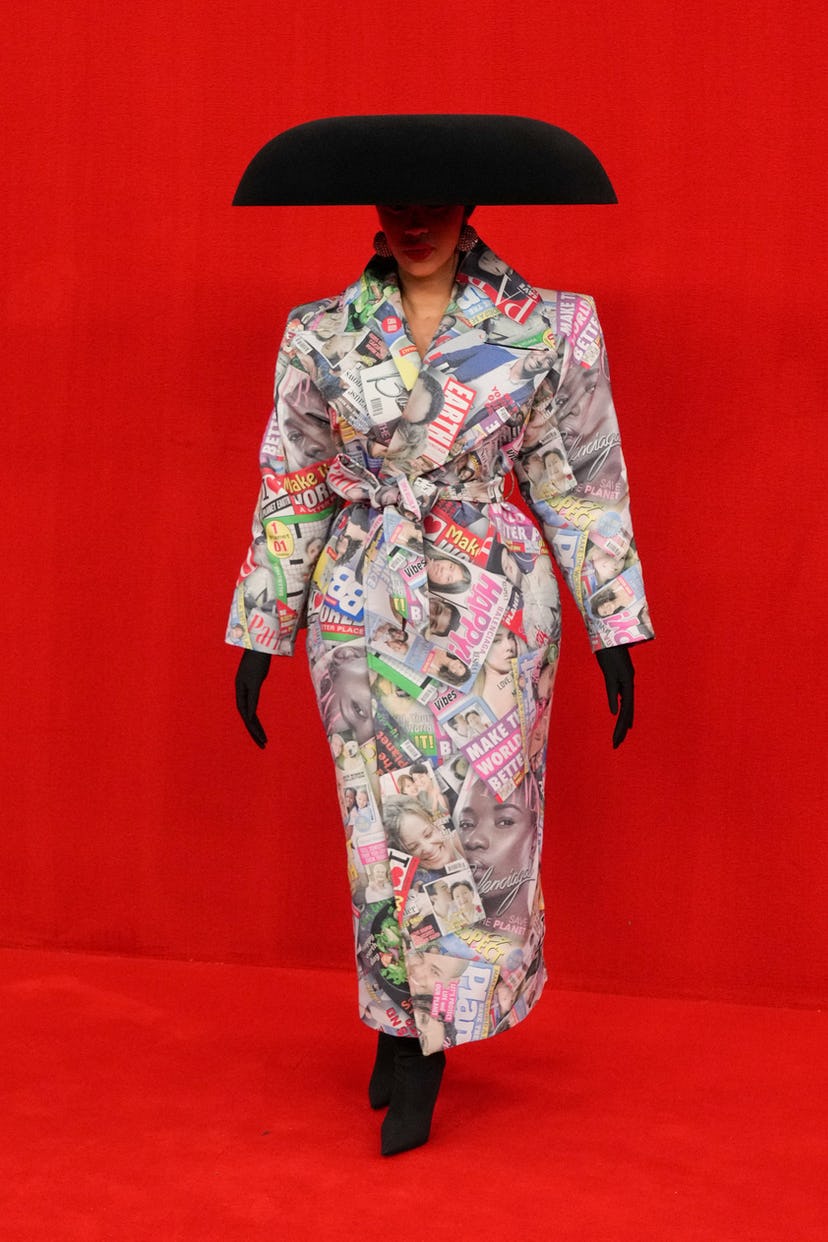 Balenciaga show PFW SS22