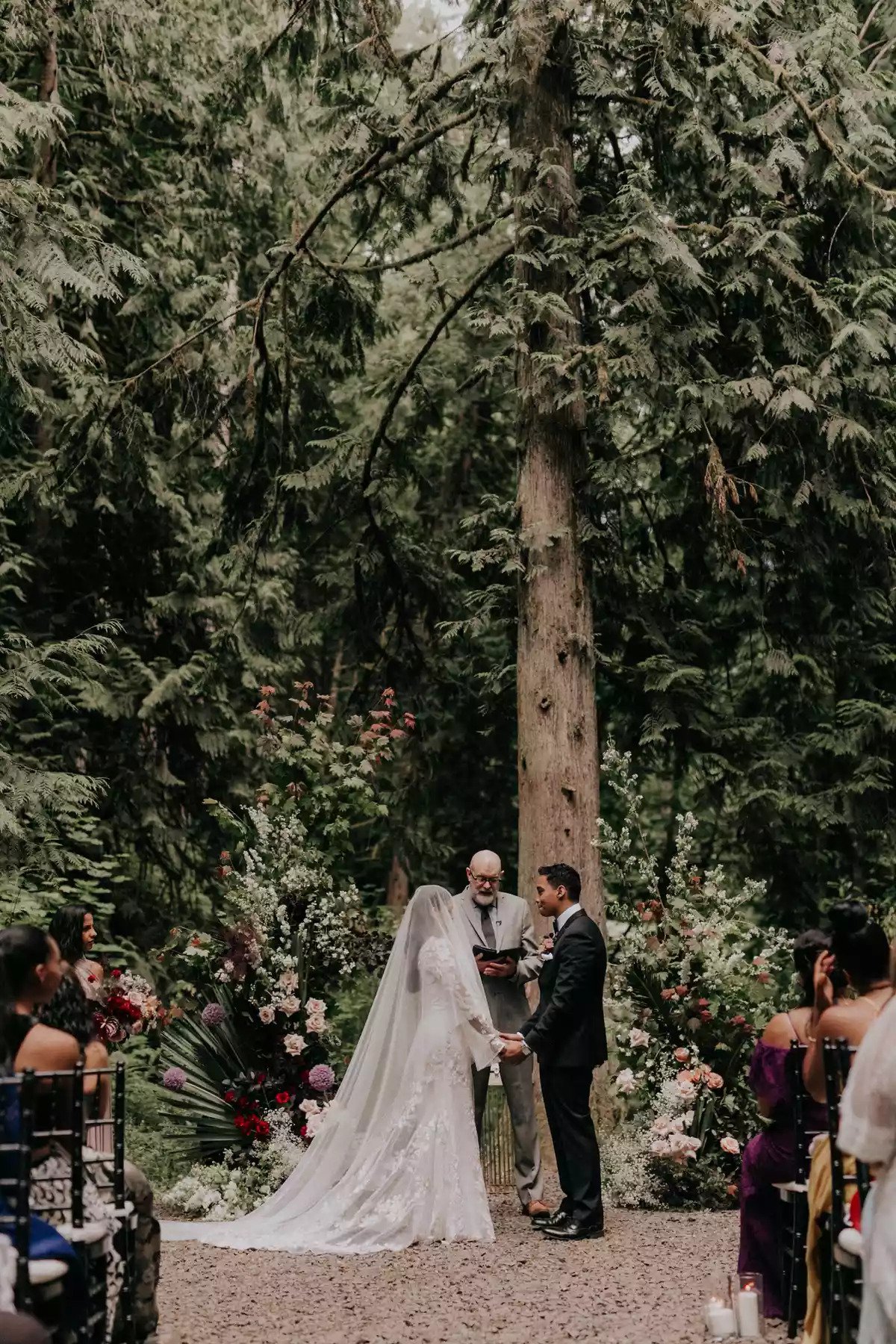 đám cưới trong rừng lãng mạn