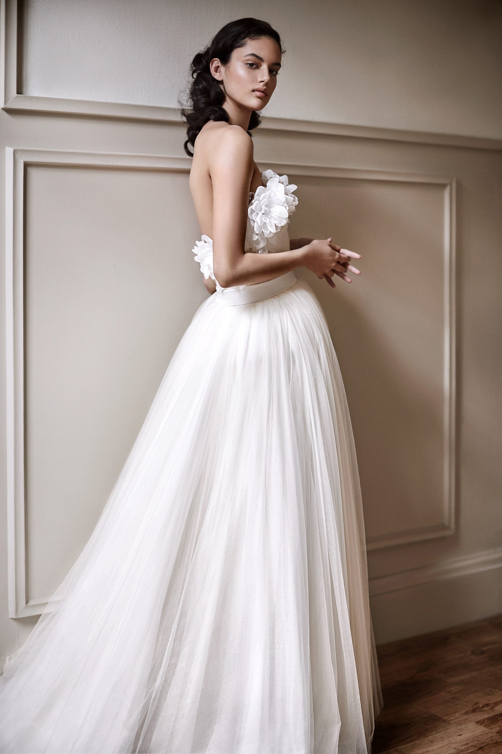 đầm cưới vải Tulle