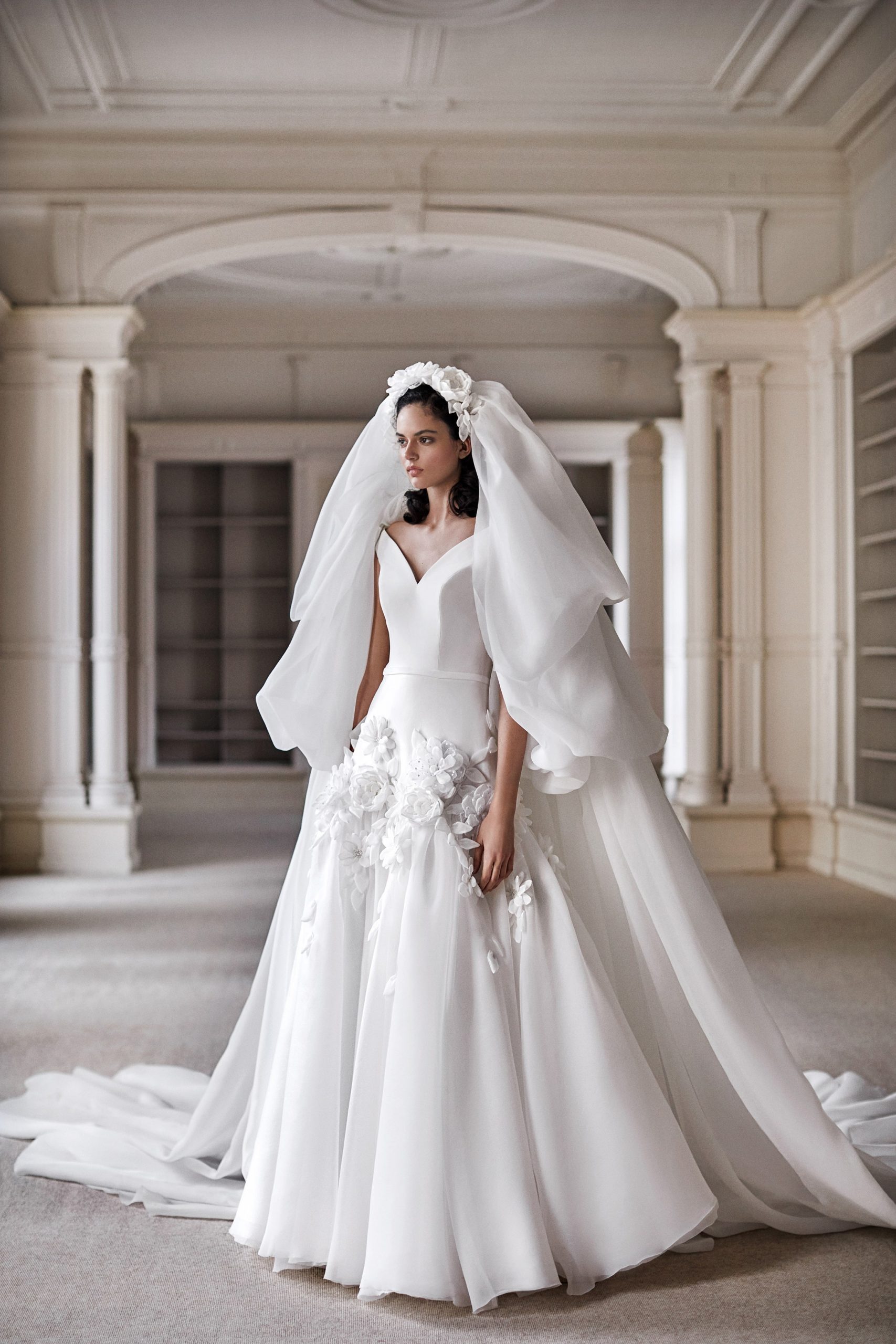 Váy cưới thiết kế làm từ lụa SATIN nhập khẩu  váy cưới cao cấp