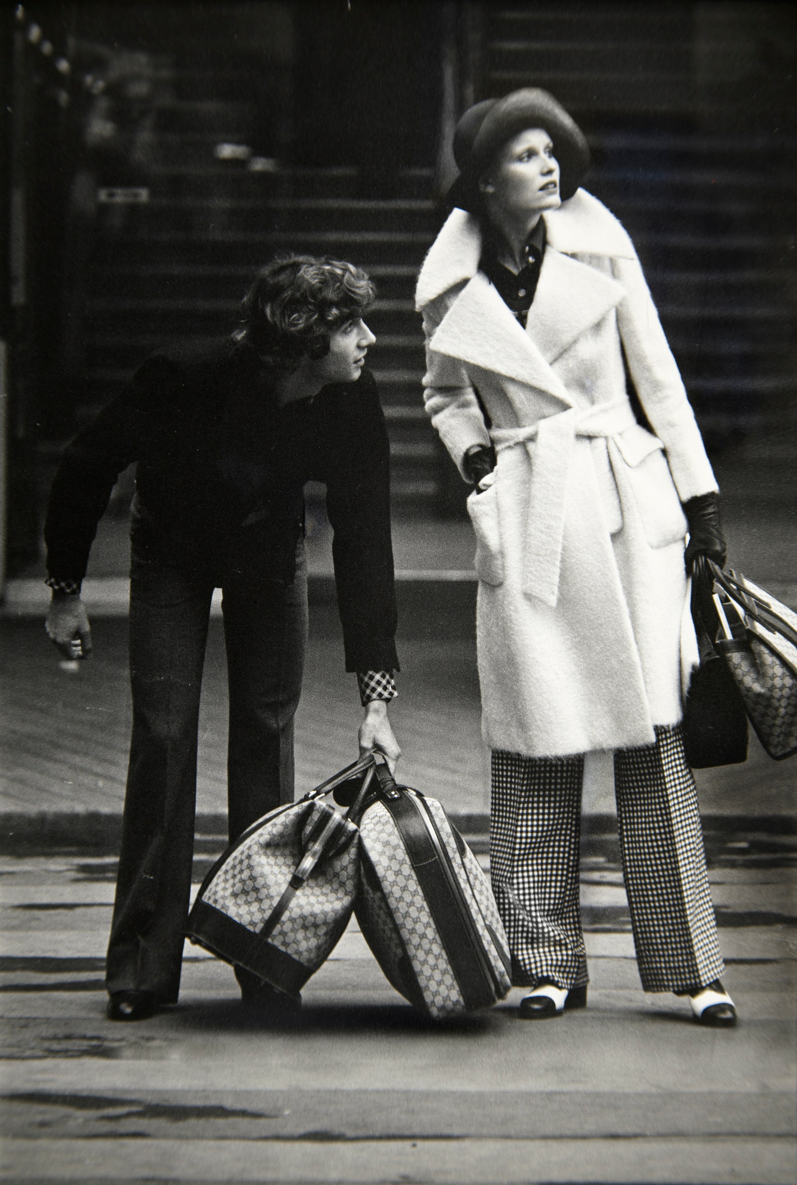 Gérard Falconetti và Gunilla Lindblad túi Gucci 1972