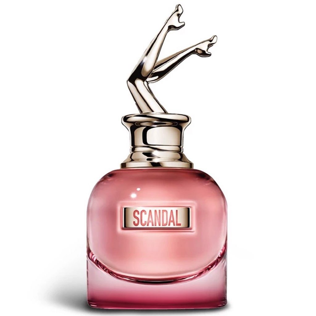 Với sự quyến rũ mà lại ngọt ngào, Jean Paul Gaultier Scandal By Night là mùi hương dành riêng cho phái đẹp cho lễ hội và những bữa tiệc cuối năm.