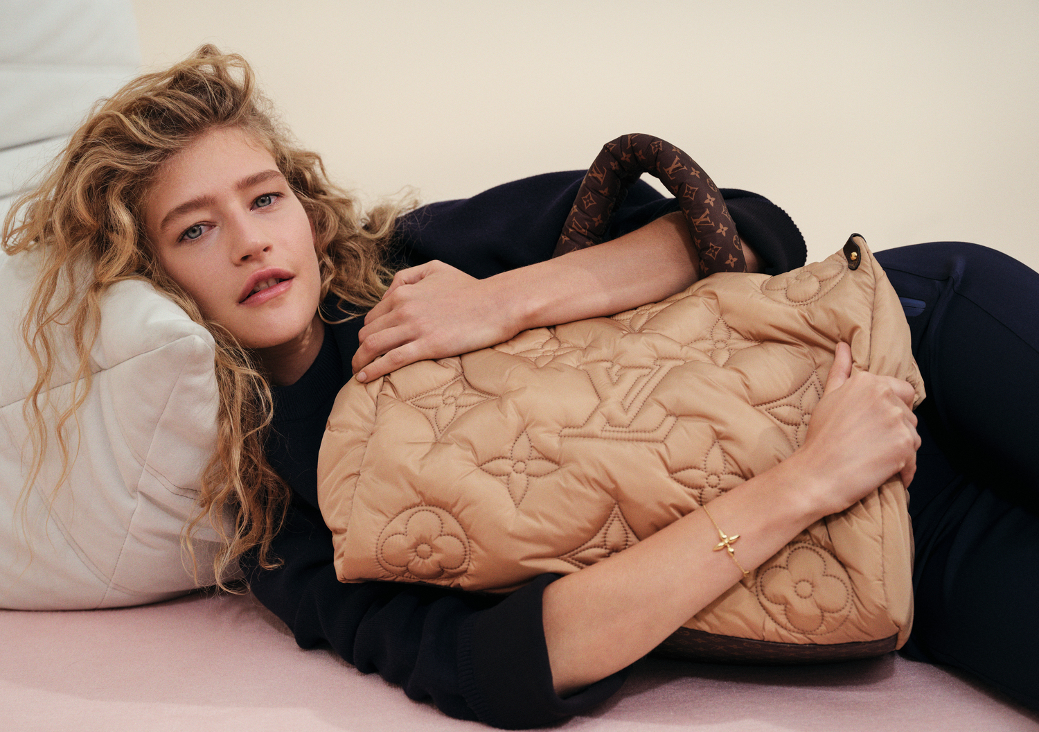 Tổng hợp với hơn 60 về ảnh logo louis vuitton  cdgdbentreeduvn