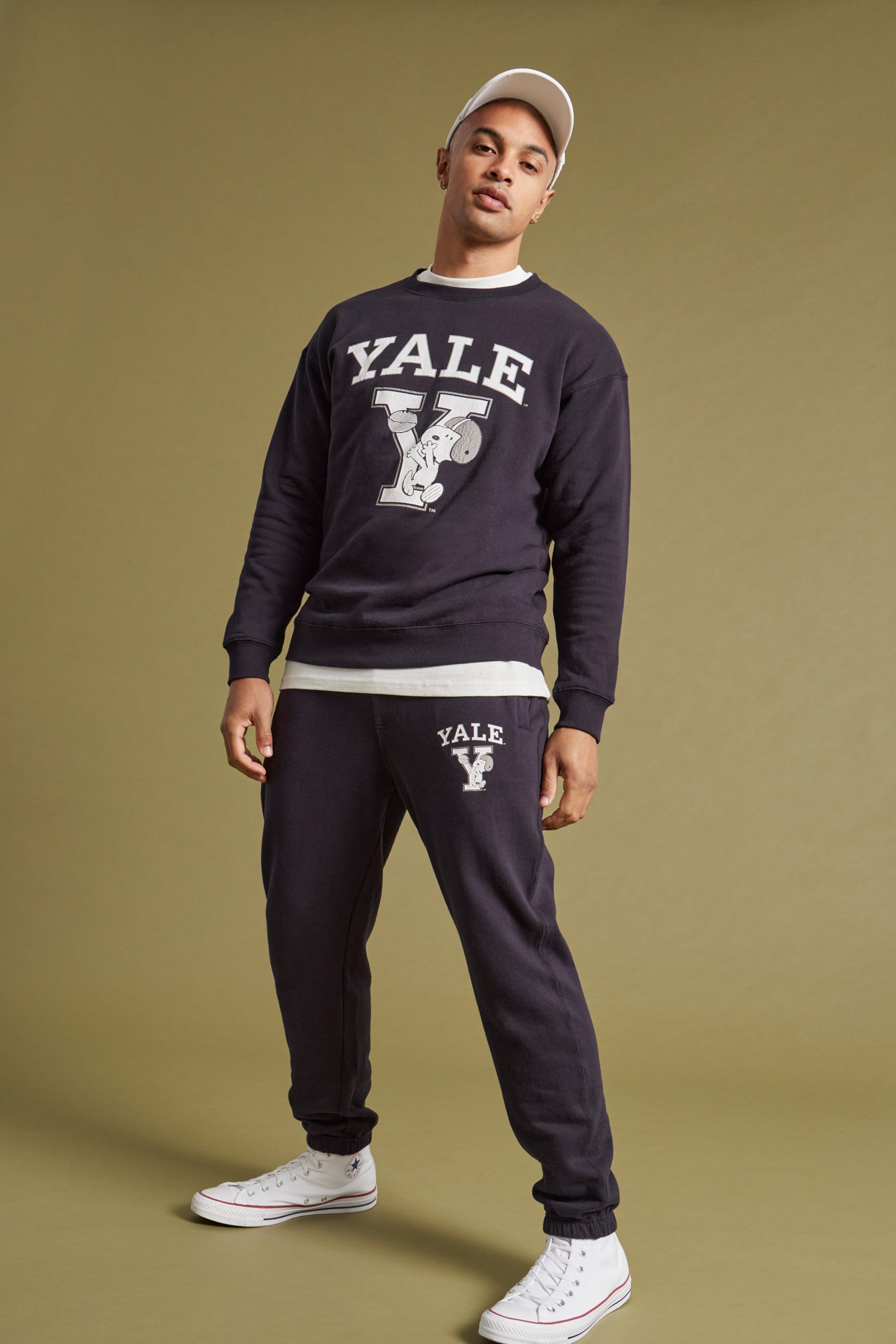 Áo Sweater Yale