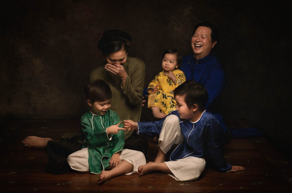 chụp hình gia đình Đỗ Hải Yến elle