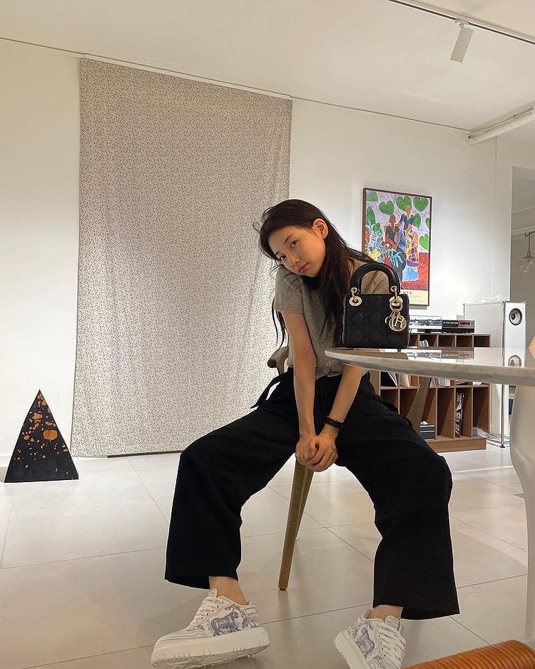 suzy trang trí nhà