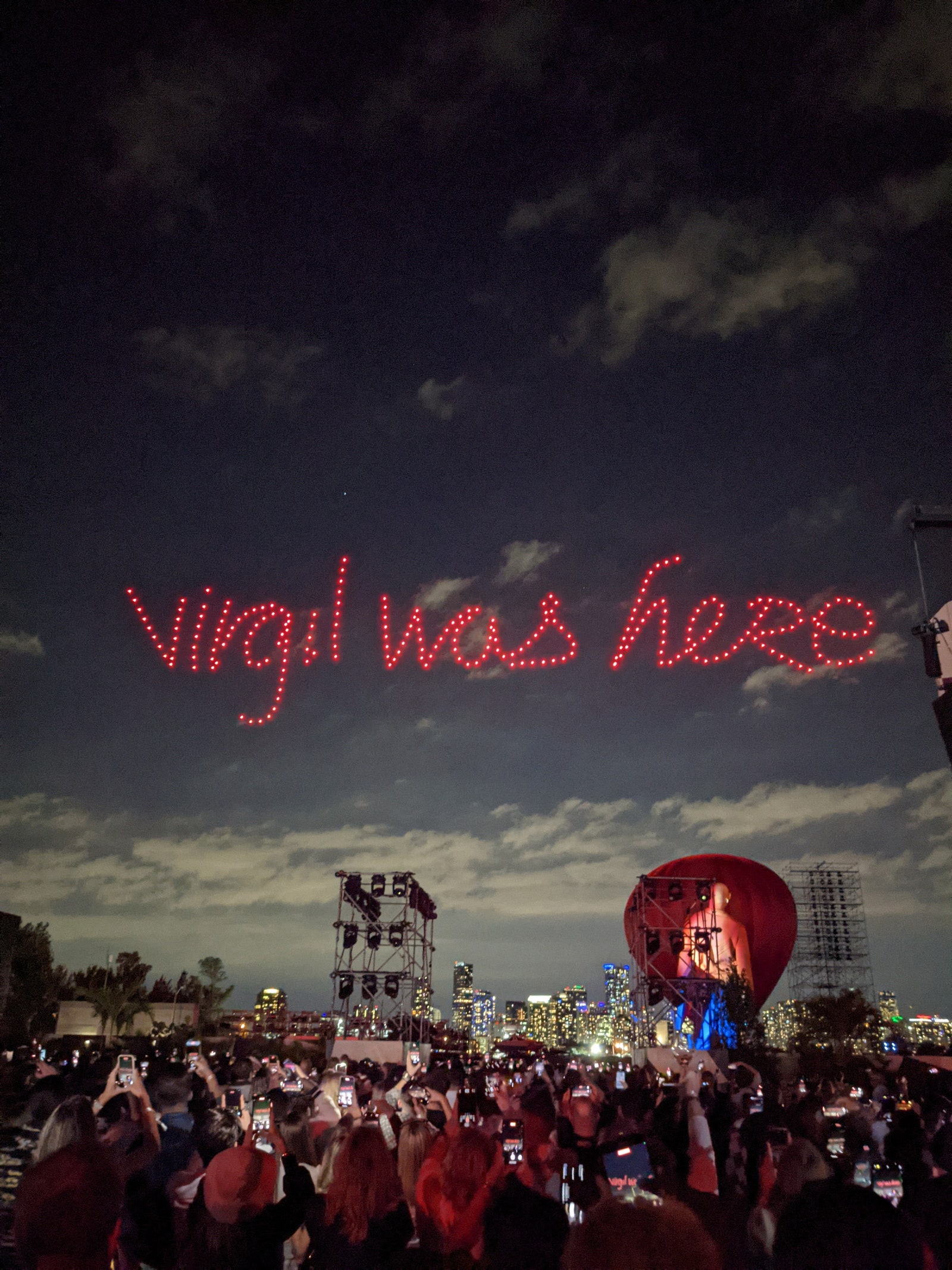 show diễn cuối của Virgil Abloh tại LV