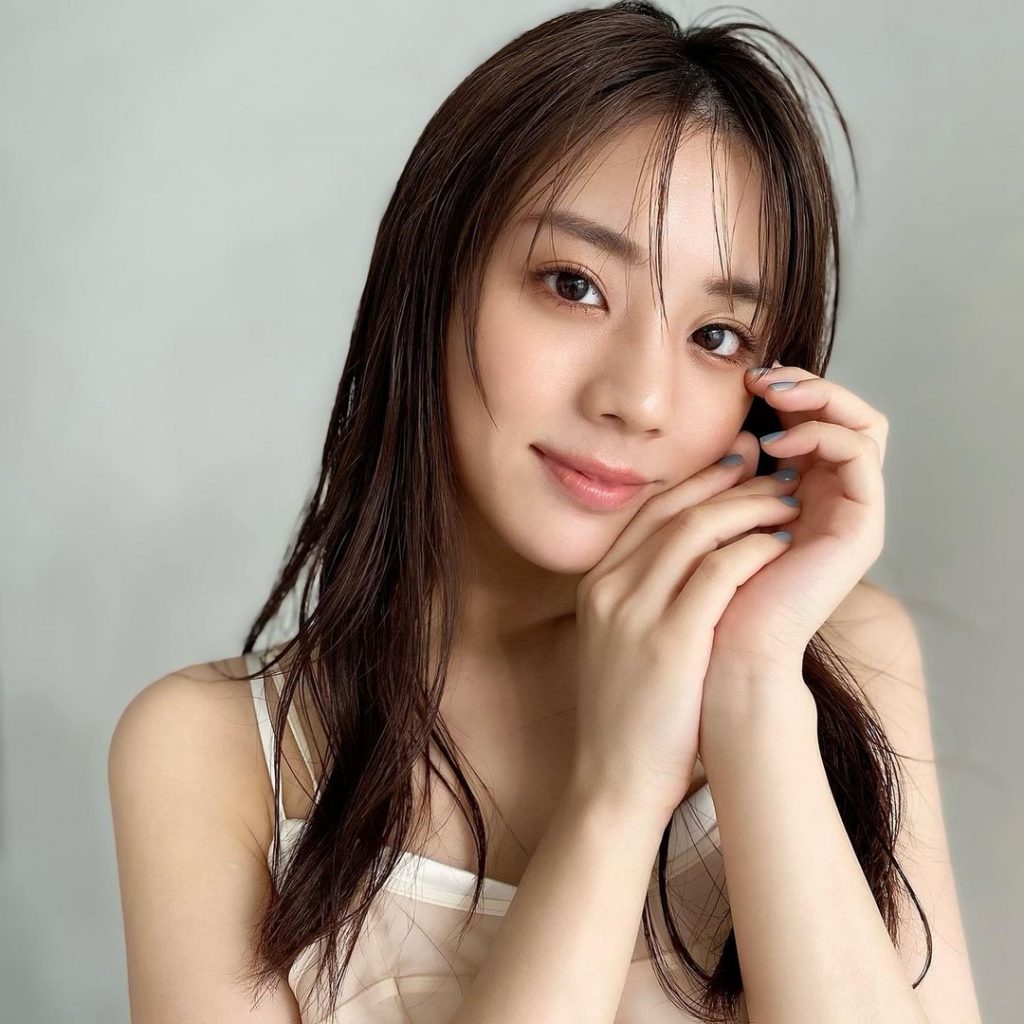 Lỗ chân lông to: Làm thế nào để giải quyết? thu nho lo chan long hieu qua 7 1024x1024 - Lỗ chân lông to: Làm thế nào để giải quyết?