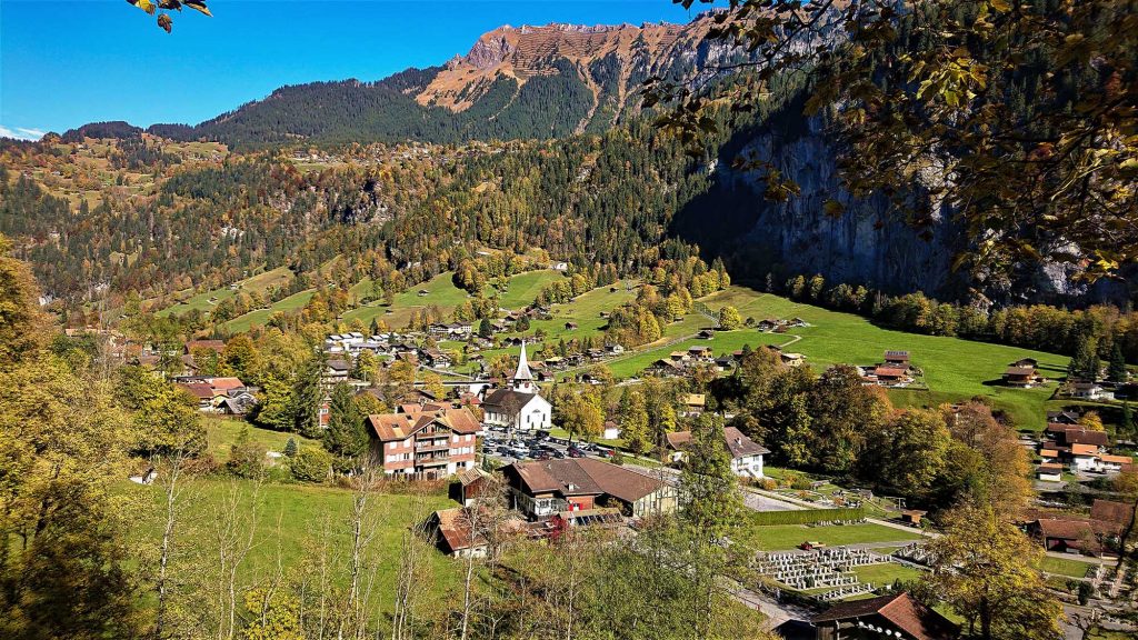 Thụy Sĩ khung cảnh thanh bình của thung lũng