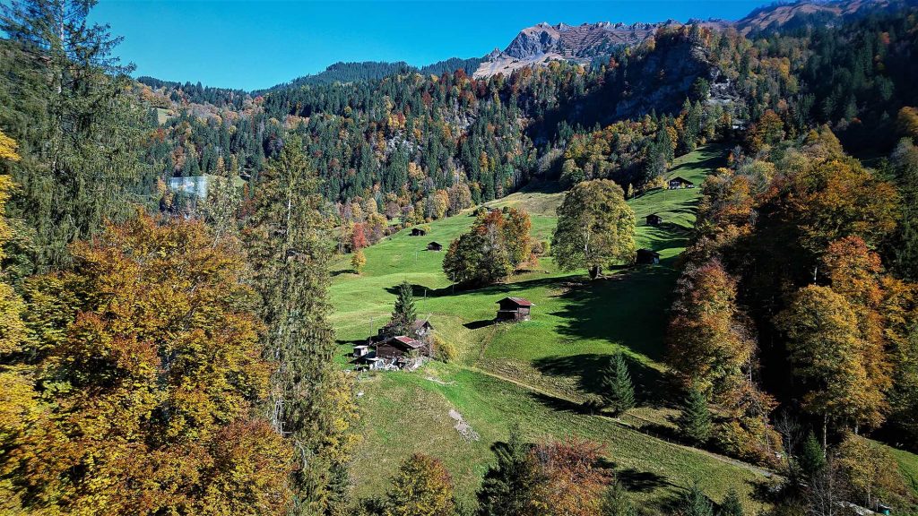 Thụy Sĩ những ngôi nhà trên triền đồi