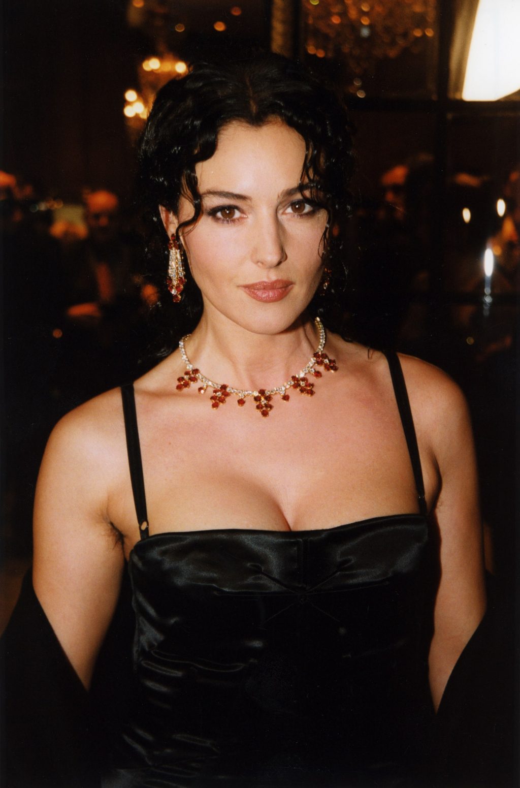 Monica Bellucci luôn trang điểm nhẹ nhàng.