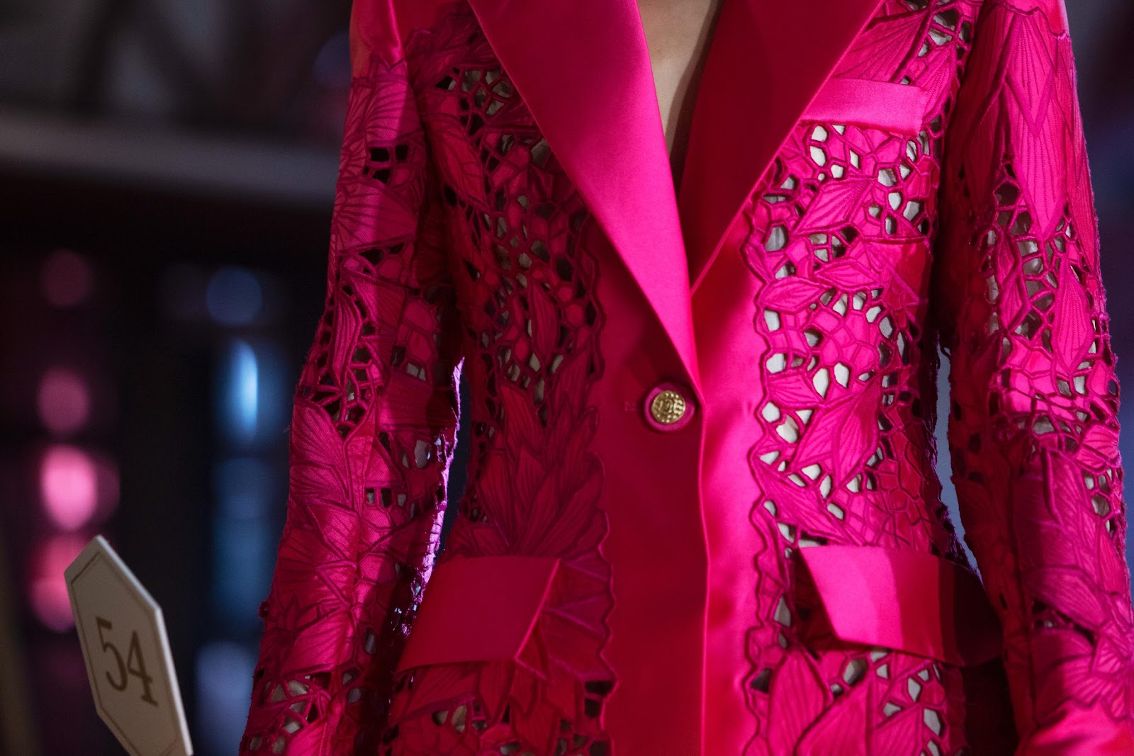 áo blazer hồng fuchsia