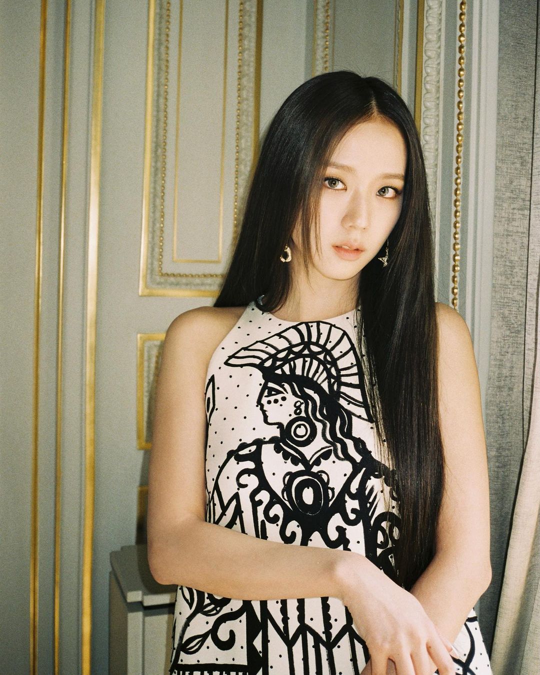 stylist for jisoo