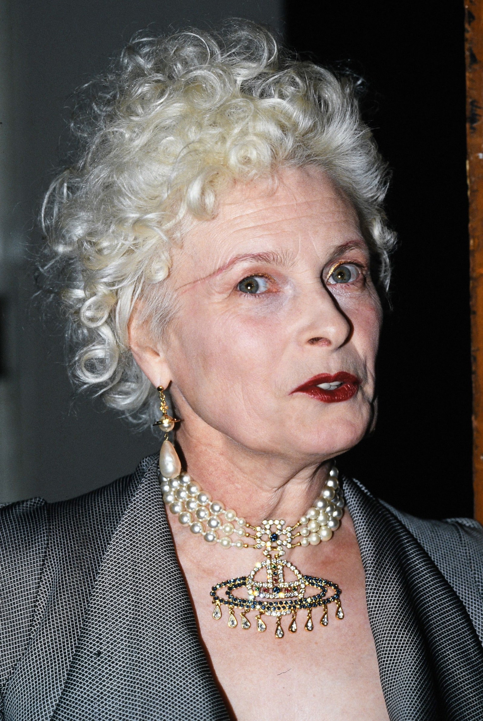 vòng ngọc trai Vivienne Westwood