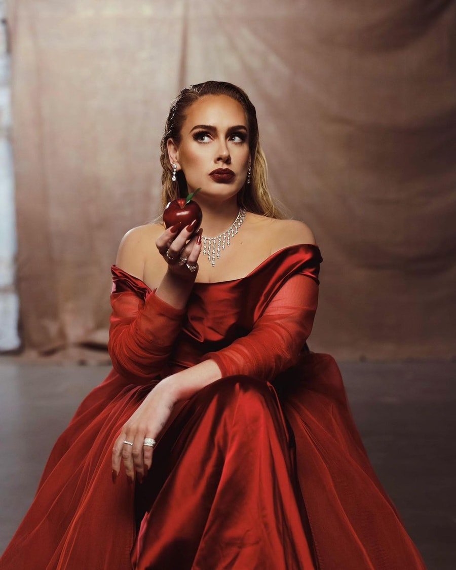 Adele MV Oh My God