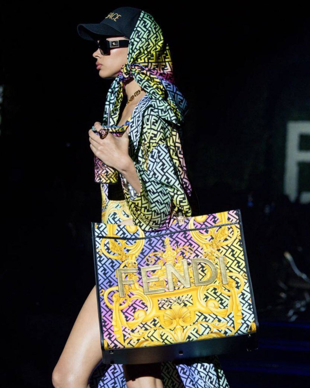 thương hiệu fendi và versace