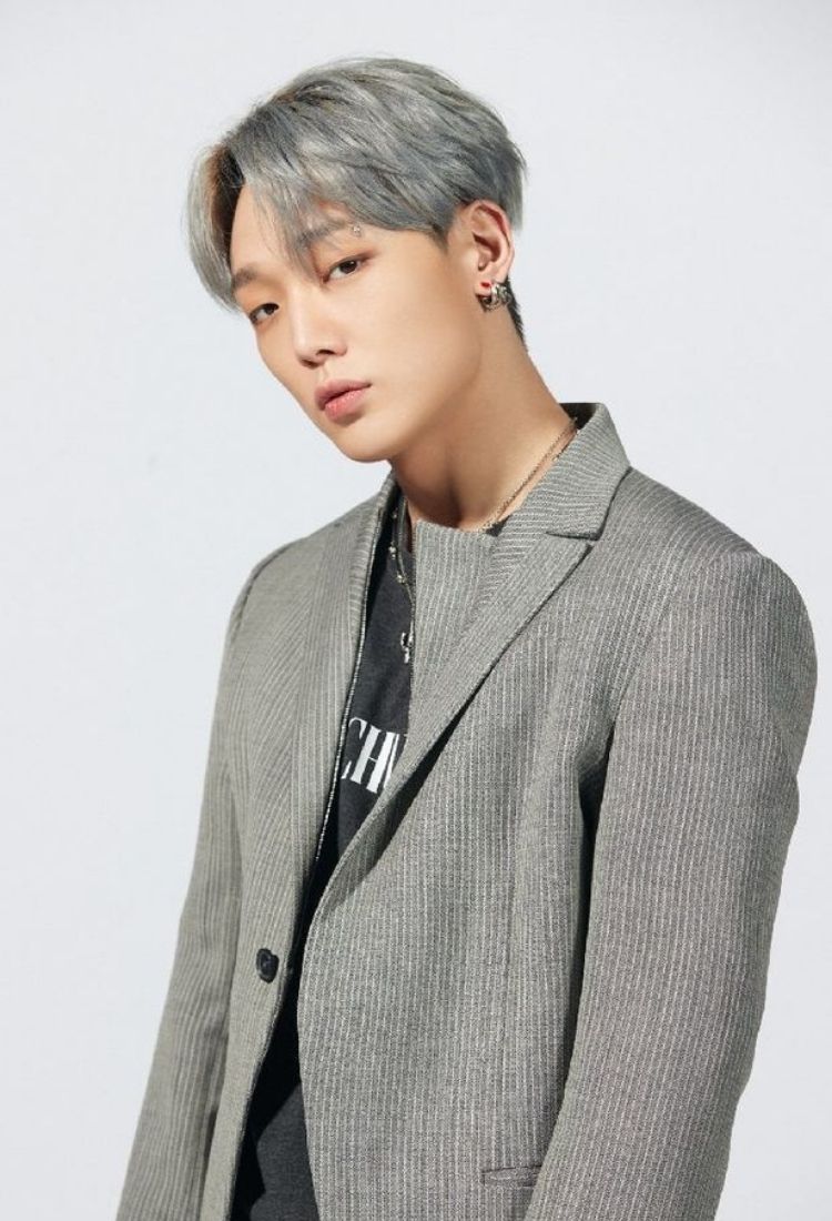 sao Hàn Quốc lên chức bố mẹ bobby ikon