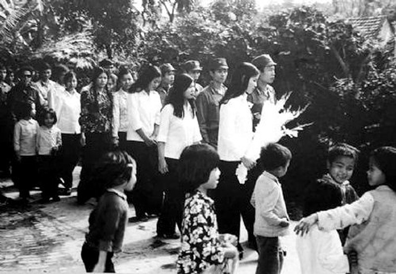 Trang phục cưới truyền thống