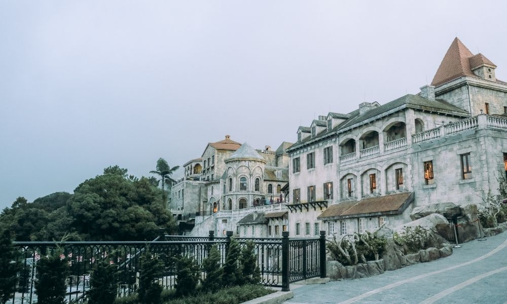 Tìm cảm hứng cho chuyến du lịch năm 2022 theo đặc điểm tính cách 12 con giáp con giap du lich ba na hill da nang 1000x600 1 - Tìm cảm hứng cho chuyến du lịch năm 2022 theo đặc điểm tính cách 12 con giáp