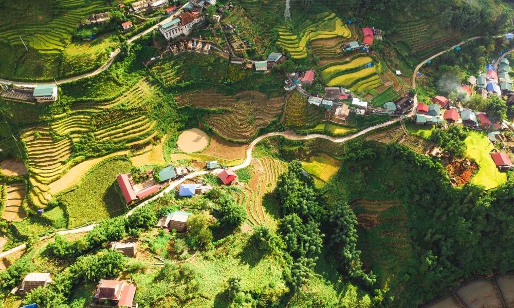 Tìm cảm hứng cho chuyến du lịch năm 2022 theo đặc điểm tính cách 12 con giáp con giap du lich sapa 1000x600 1 - Tìm cảm hứng cho chuyến du lịch năm 2022 theo đặc điểm tính cách 12 con giáp