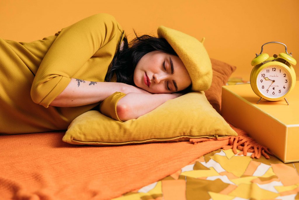 giấc ngủ ảnh hưởng đến cân nặng và quá trình giảm cân