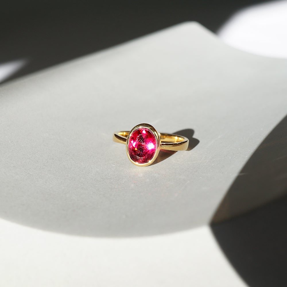 nhẫn trang sức tourmaline màu hồng đỏ