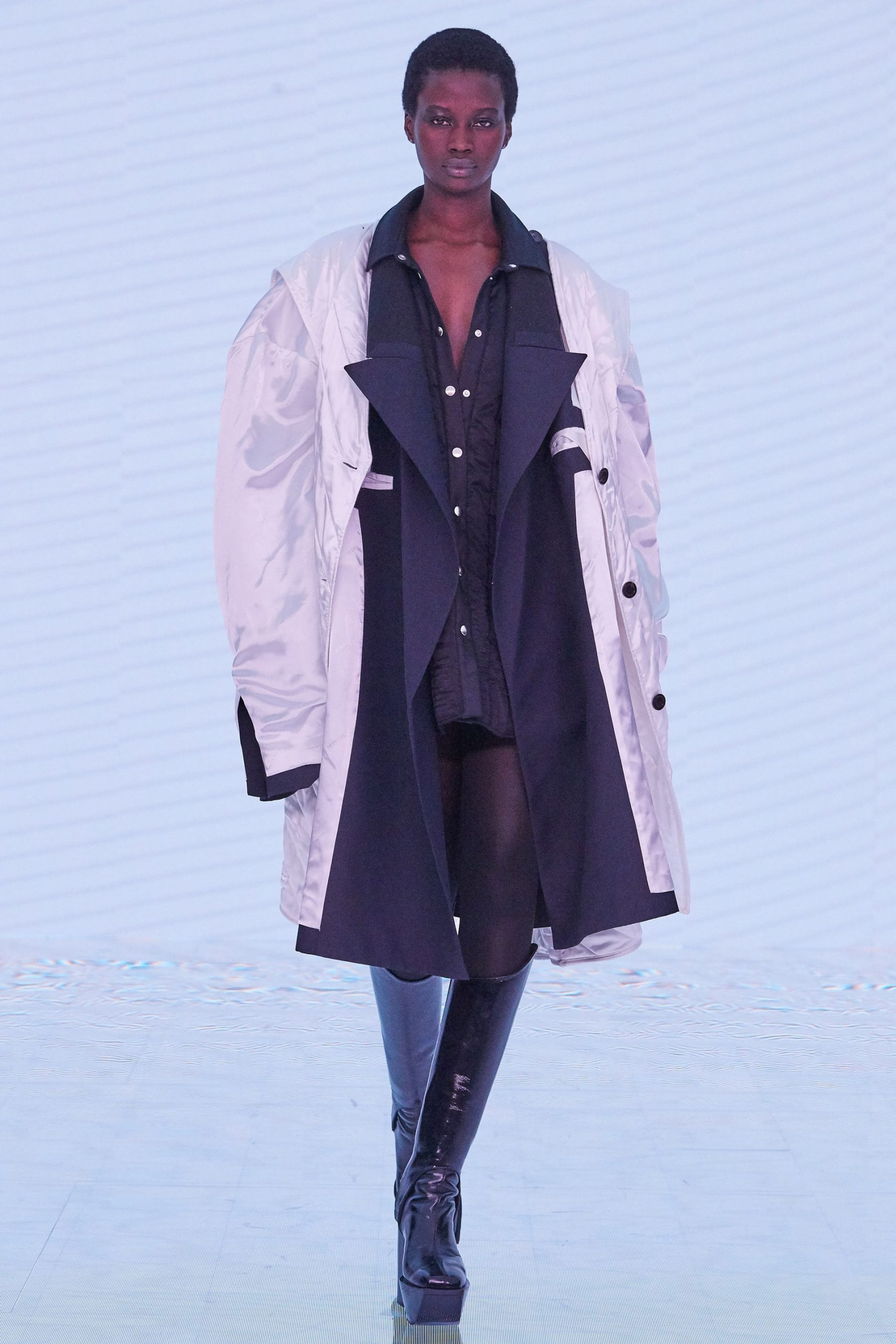 Peter Do Thu-Đông 2022: Những bộ suit ích kỷ 9 PD FW22 RTW New York credit Greg Kessler brand scaled - Peter Do Thu-Đông 2022: Những bộ suit ích kỷ
