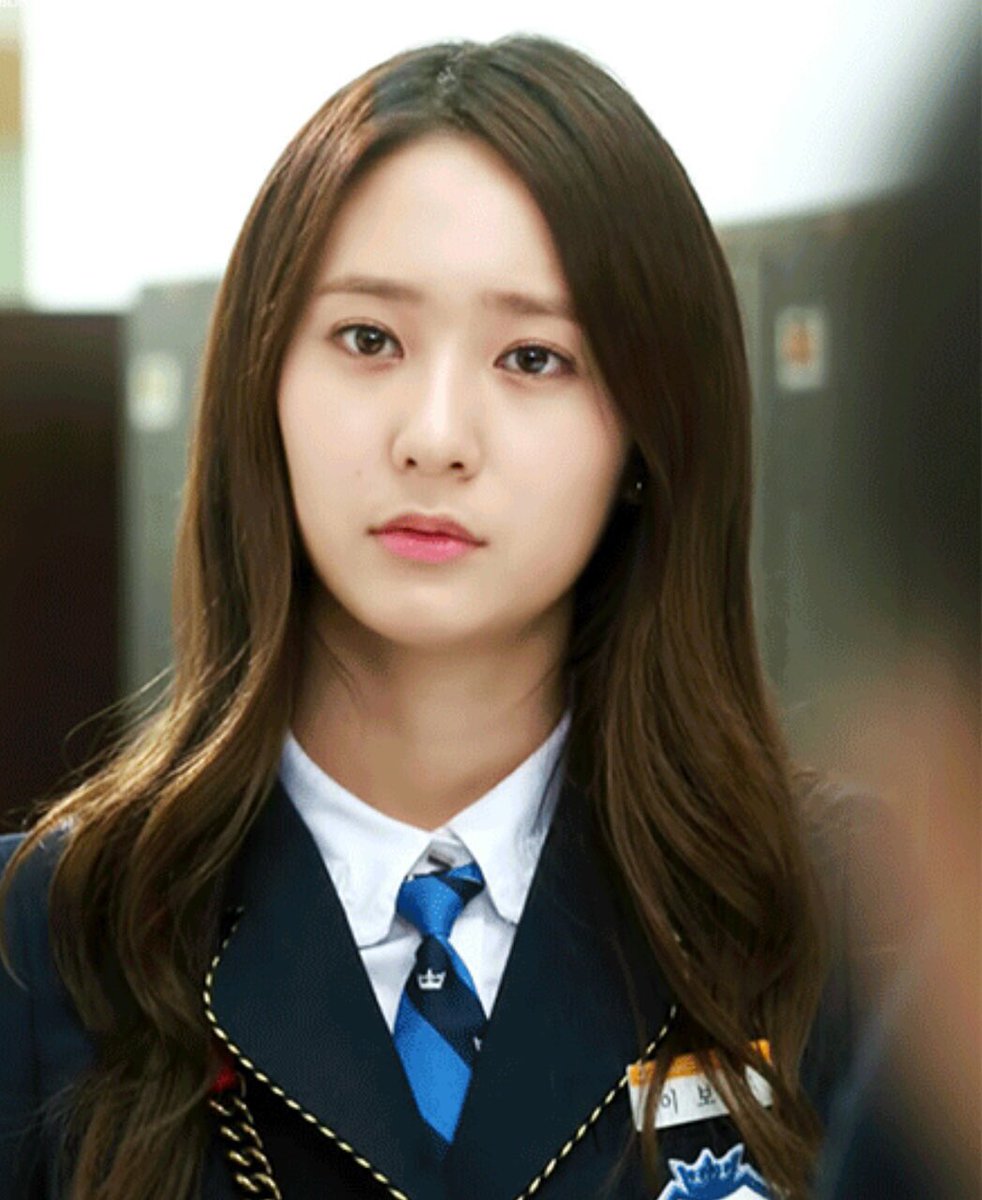 Krystal Jung trong vai Lee Bo-na (The Heirs 2013).