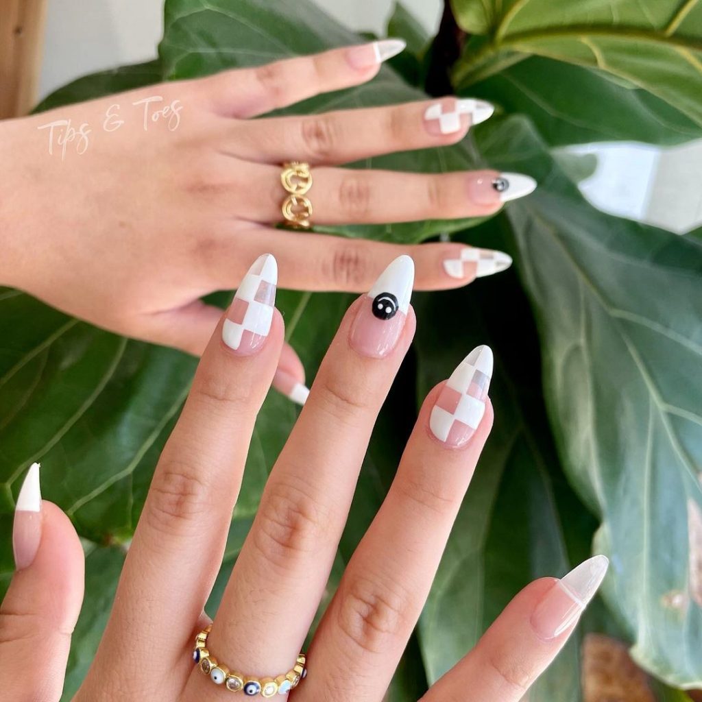 nail đẹp cho ngày Quốc tế Hạnh phúc