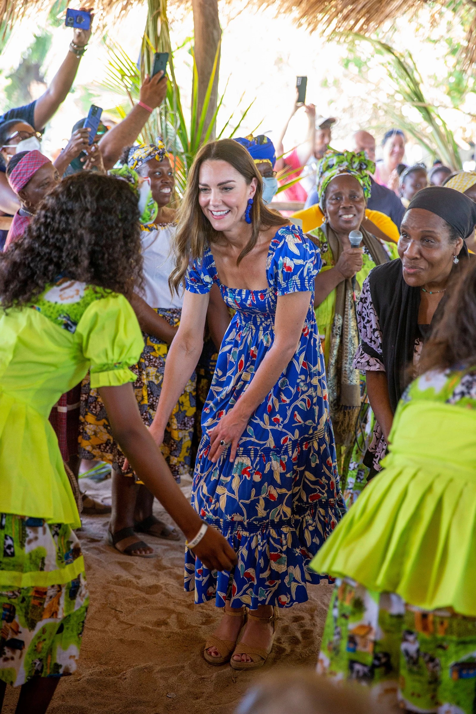 NGÀY 20 THÁNG 3 KATE MIDDLETON THAM DỰ TRONG LỄ HỘI GARIFUNA TRUYỀN THỐNG Ở HOPKINS, BELIZE