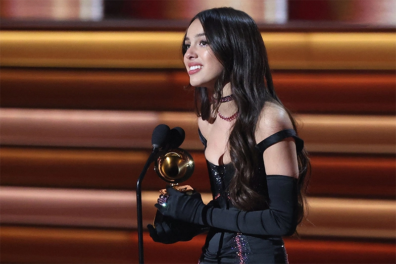 Olivia Rodrigo thắng giải tại Grammy 2022