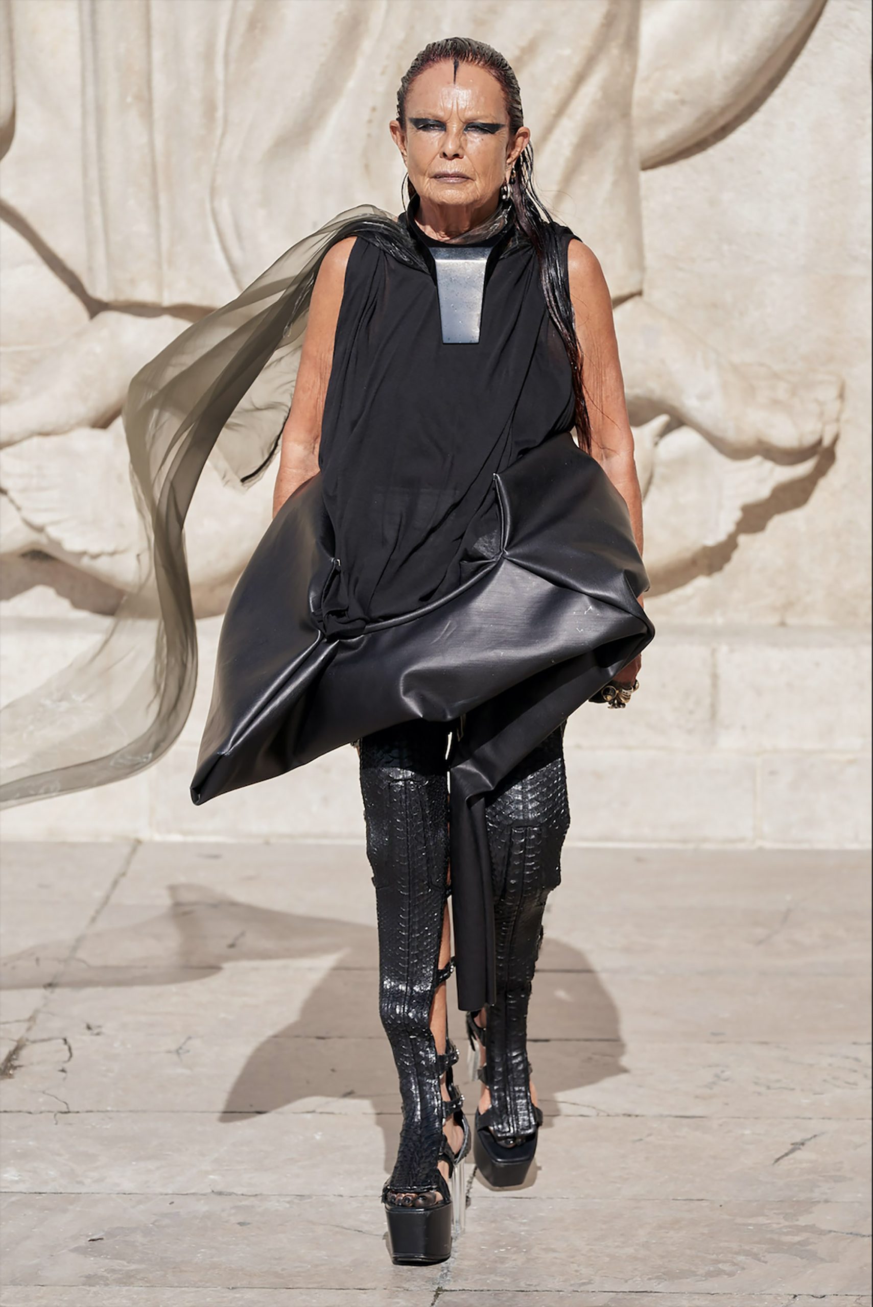 thời trang nàng thơ Rick Owens