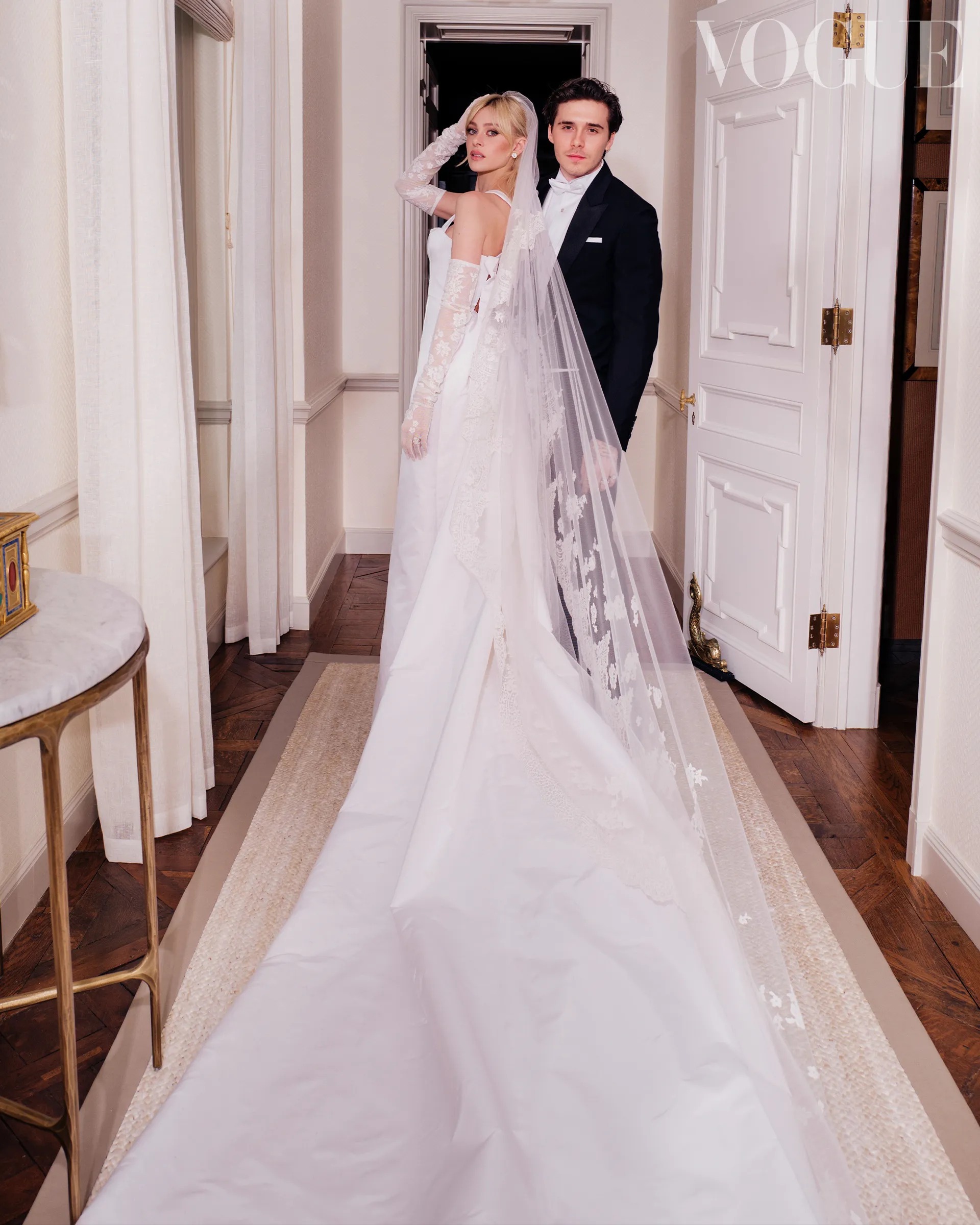 váy cưới của con dâu Victoria Beckham