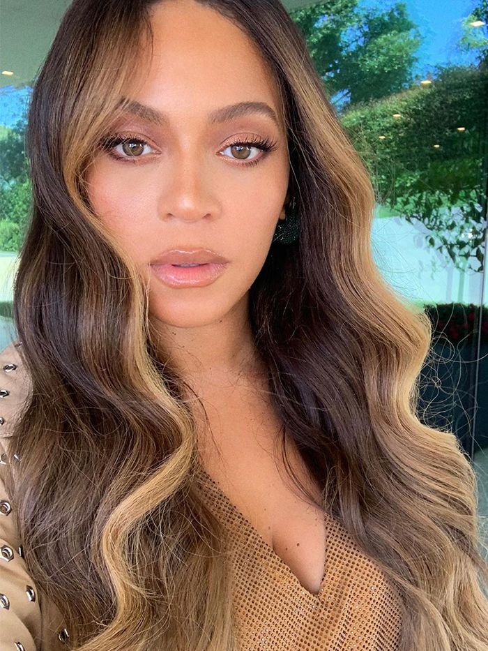 Beyoncé dùng mascara chống nước
