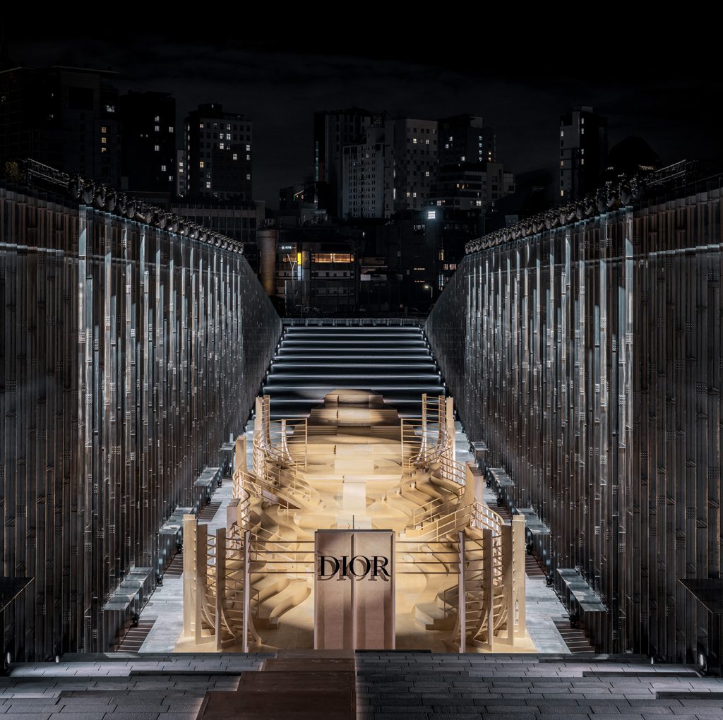 Dior show scene at Ewha University